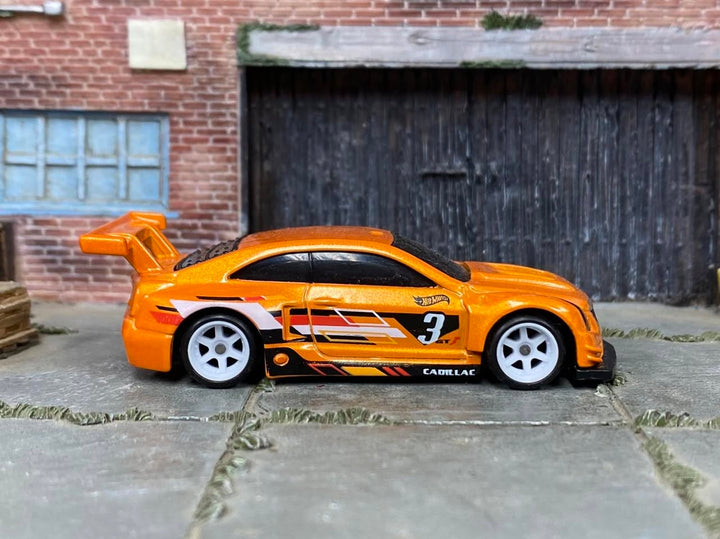 2016 Cadillac ATS-VR Hot Wheels diecast actual item photo 1 of 4