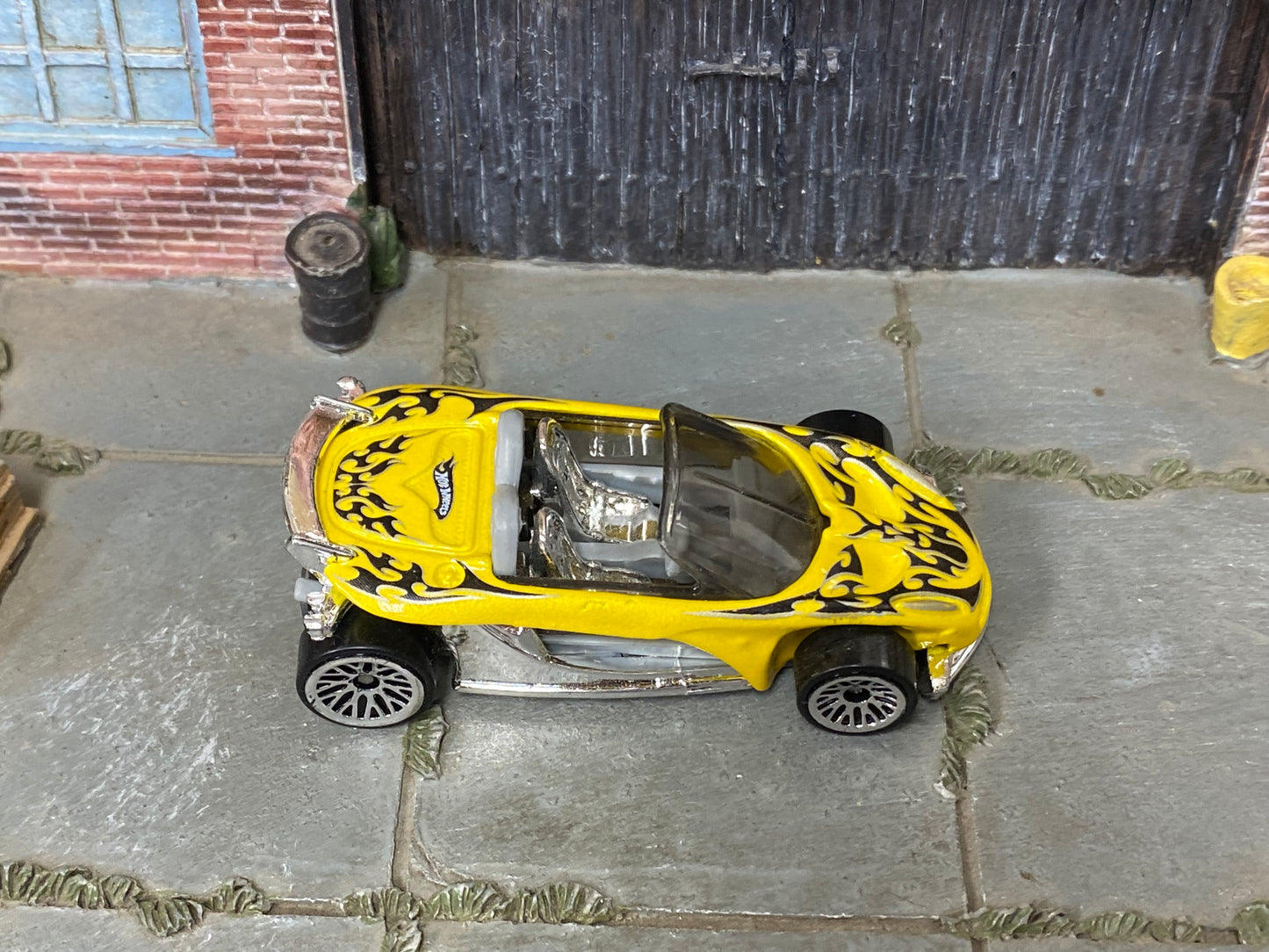 Loose Hot Wheels - Lotus Elise 340R - Yellow with Tribal Flames