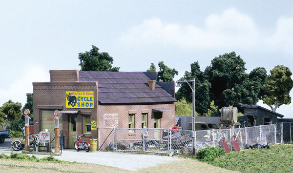 DPM DPM Landmark Structures(R) Gold Kits -- Harlee & Sons Cycle Shop - Kit 6-7/8 x 11-3/4"  17.4 x 27.9cm (40600) product view 1