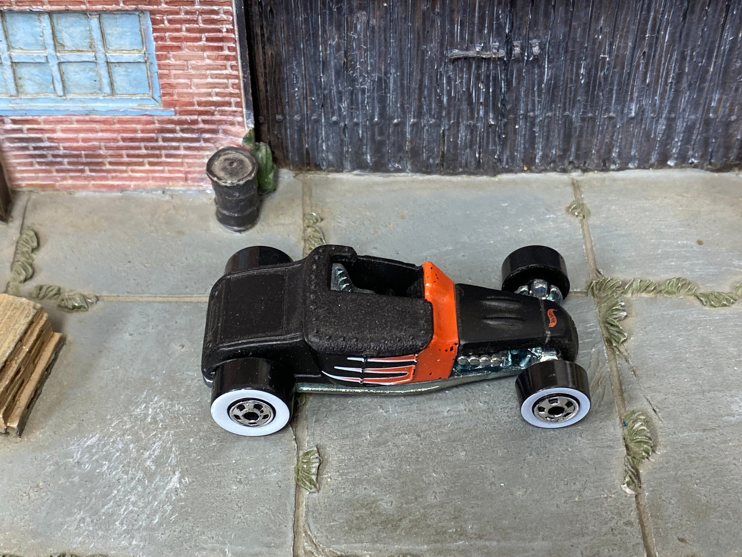 Loose Hot Wheels - 1927 Ford T-Bucket Track T - Sating Black and Red