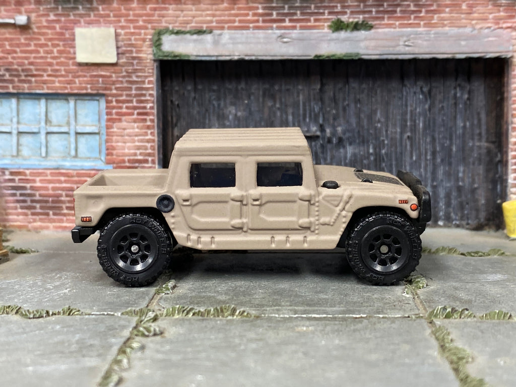 Loose Hot Wheels - Hummer H1 - Brown (Fast and Furious)