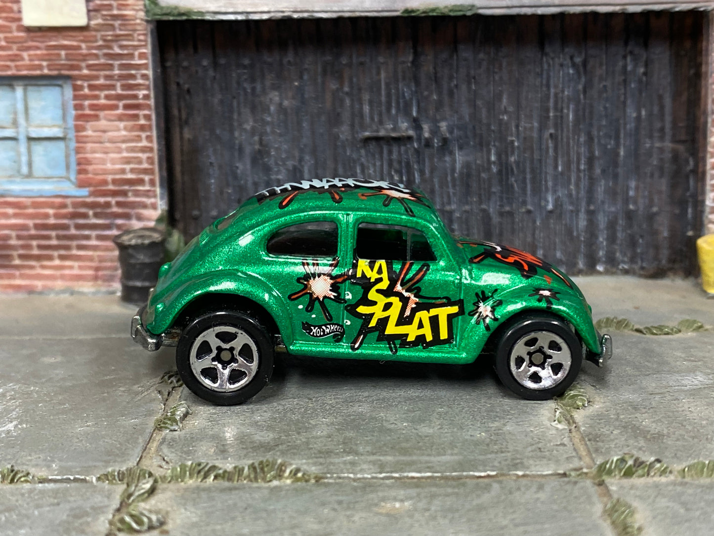 Loose Hot Wheels - Volkswagen VW Beetle Bug - Green