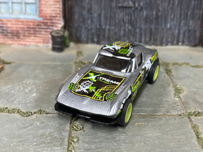 Custom Hot Wheels - Chevy Corvette Stingray - Silver, Black and Green - Green Mag Wheels - Rubber Tires