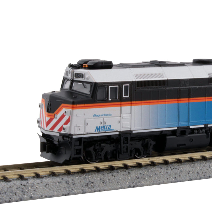 F40PH Chicago Metra #183 “Village of Itasca” (176-9108) exact product view 1