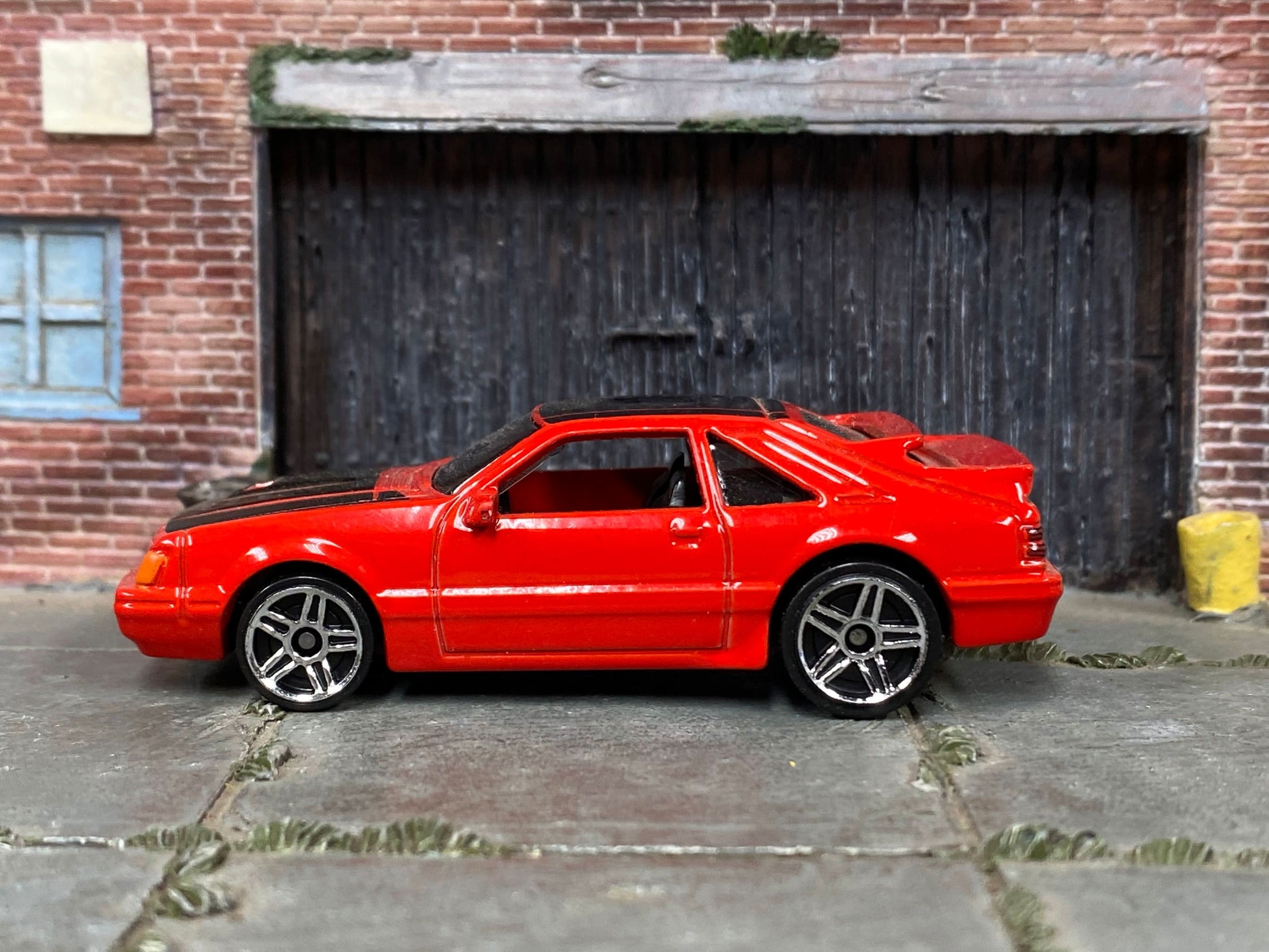 Loose Hot Wheels - 1984 Ford Mustang SVO - Red and Black