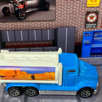 Loose Hot Wheels - Tanker Truck - Blue and White MT. Rushmore