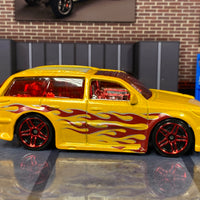Loose Hot Wheels - Boom Box - Yellow and Red with Flames