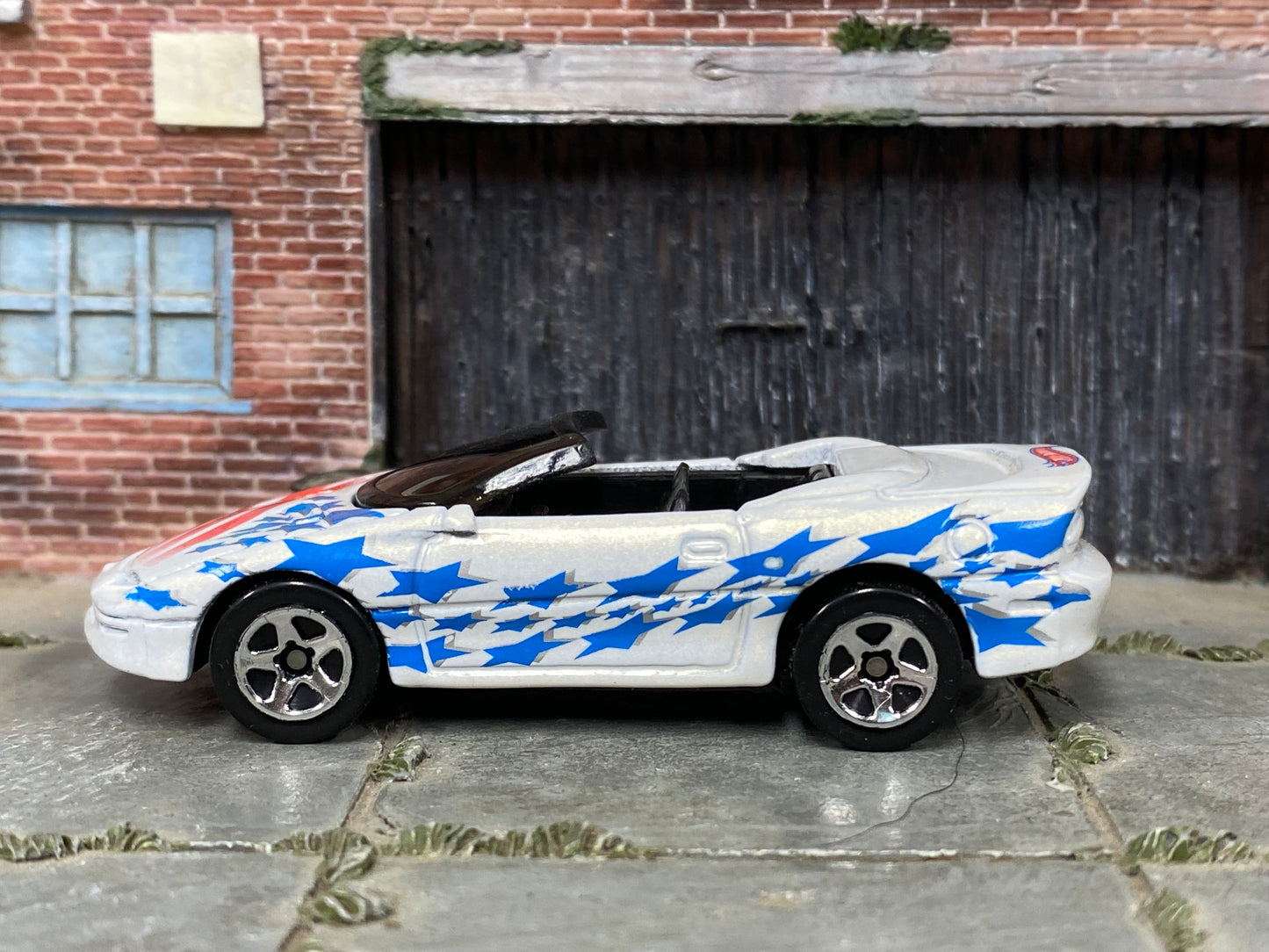 Loose Hot Wheels - 1995 Camaro Convertible - White Stars and Stripes
