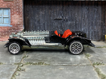 Loose Hot Wheels Sweet 16 Race Car – Black & Red with Flames | Classic Hot Rod Casting