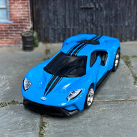 Custom Hot Wheels - 2017 Ford GT - Blue and Black - Chrome Mag Wheels - Rubber Tires