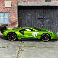 Loose Hot Wheels - 2016 Ford GT Race - Green and Black 17