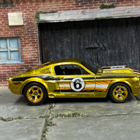 Custom Hot Wheels - 1967 Ford Mustang Shelby GT 500 - Gold Ultra Hot - Gold 5 Spoke Wheels - Rubber Tires