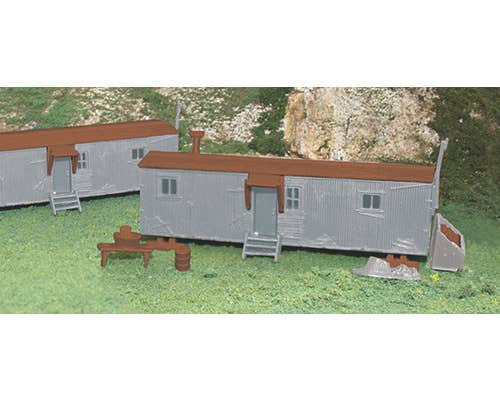 Bachmann HO Scale Plasticville U.S.A. Railroad Work Sheds, Gray and Oxide Red, 2-Pack – 45176 — exact product view