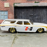 Loose Hot Wheels - 1970 Chevy Chevelle SS Wagon - Pearl White HURST Shifter Livery