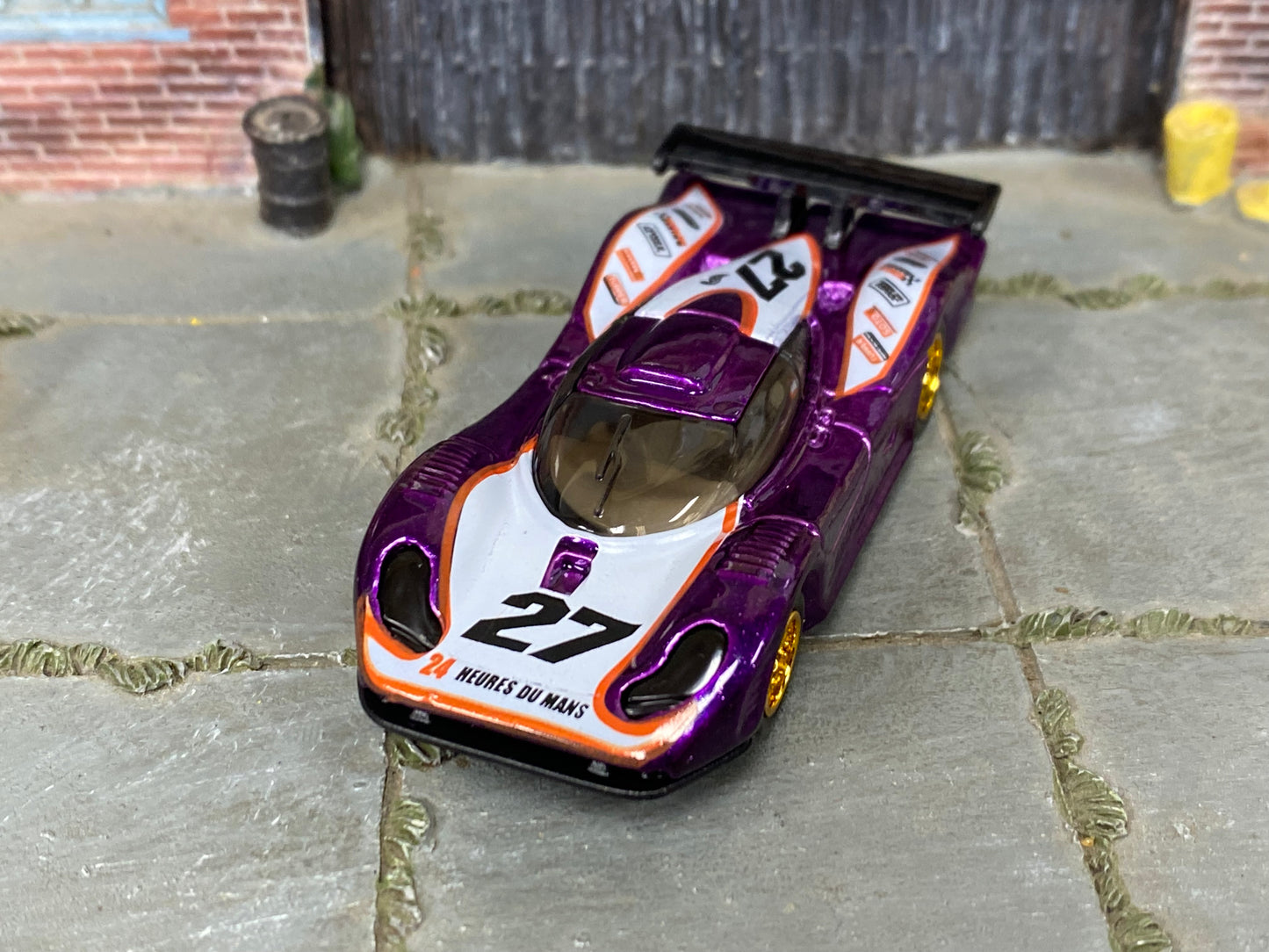 Custom Hot Wheels - Porsche 911 GTI-98 - Purple and White 27 - Gold Mag Wheels - Rubber Tires