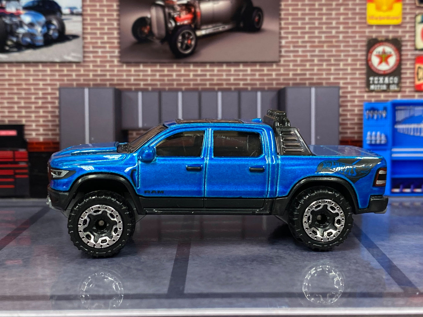 Loose Hot Wheels - 2023 Dodge Ram 1500 4x4 Truck - Blue