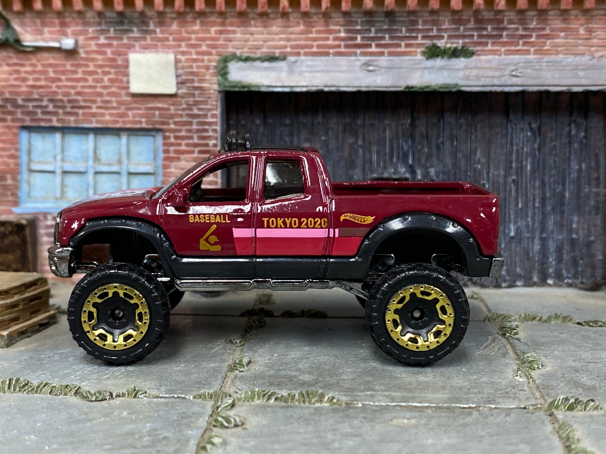 Loose Hot Wheels - 2010 Toyota Tundra Off Road 4x4 - Dark Red 2020 Tokyo Olympics