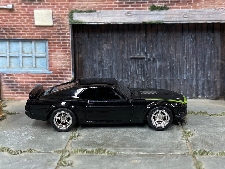 Custom Hot Wheels - 1969 Ford Mustang Boss 302 - Black and Green - Chrome Mag Wheels - Rubber Tires