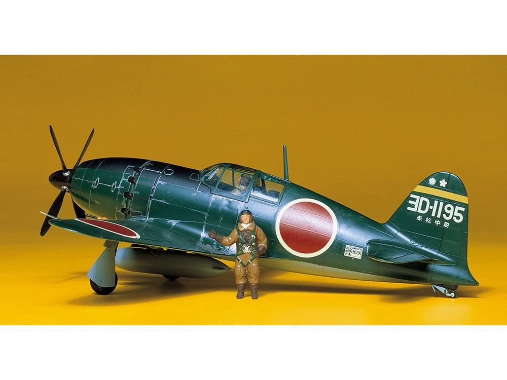 Tamiya 61018 Mitsubishi J2M3 Raiden Jack 1:48 - assembled and painted model overall view