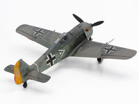 Tamiya 61037 Focke-Wulf Fw 190 A-3 1:48 - assembled model detail view 3