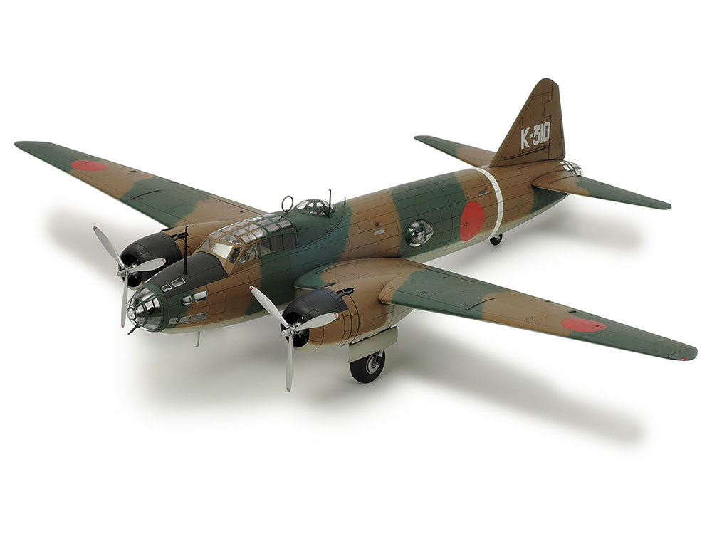 Tamiya 61049 Mitsubishi G4M1 Model 11 Betty 1:48 - assembled and painted model overall view