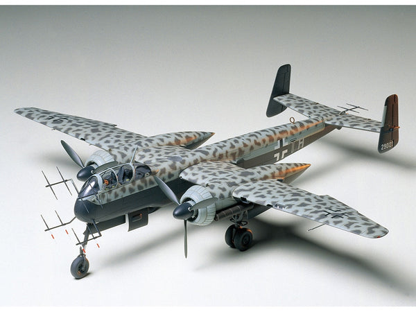 Tamiya 61057 Heinkel He 219 A-7 Uhu 1:48 - assembled and painted model overall view