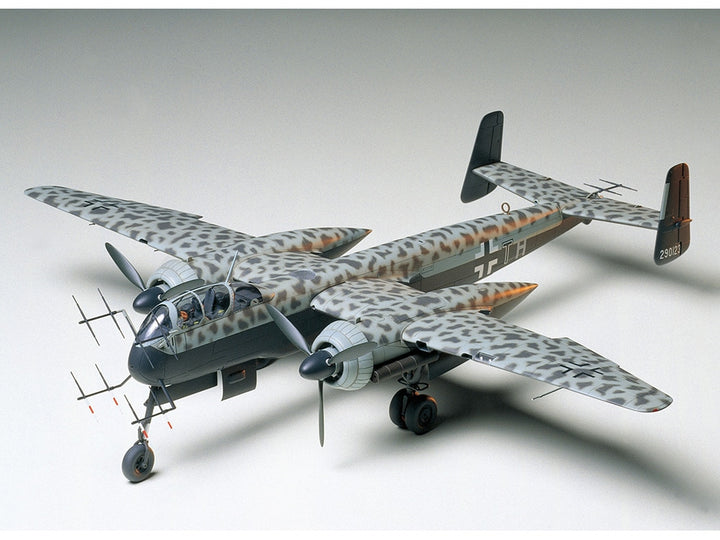 Tamiya 61057 Heinkel He 219 A-7 Uhu 1:48 - assembled and painted model overall view