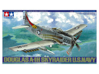 Tamiya 61058 Douglas A-1H Skyraider 1:48 - kit packaging