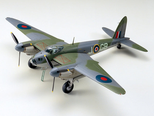 Tamiya 61066 de Havilland Mosquito B Mk.IV/PR Mk.IV 1:48 - assembled and painted model overall view