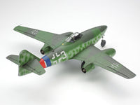 Tamiya 61087 Messerschmitt Me 262 A-1a 1:48 - assembled model detail view 3