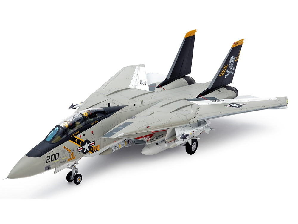 Tamiya 61114 Grumman F-14A Tomcat 1:48 — assembled and painted model overall view