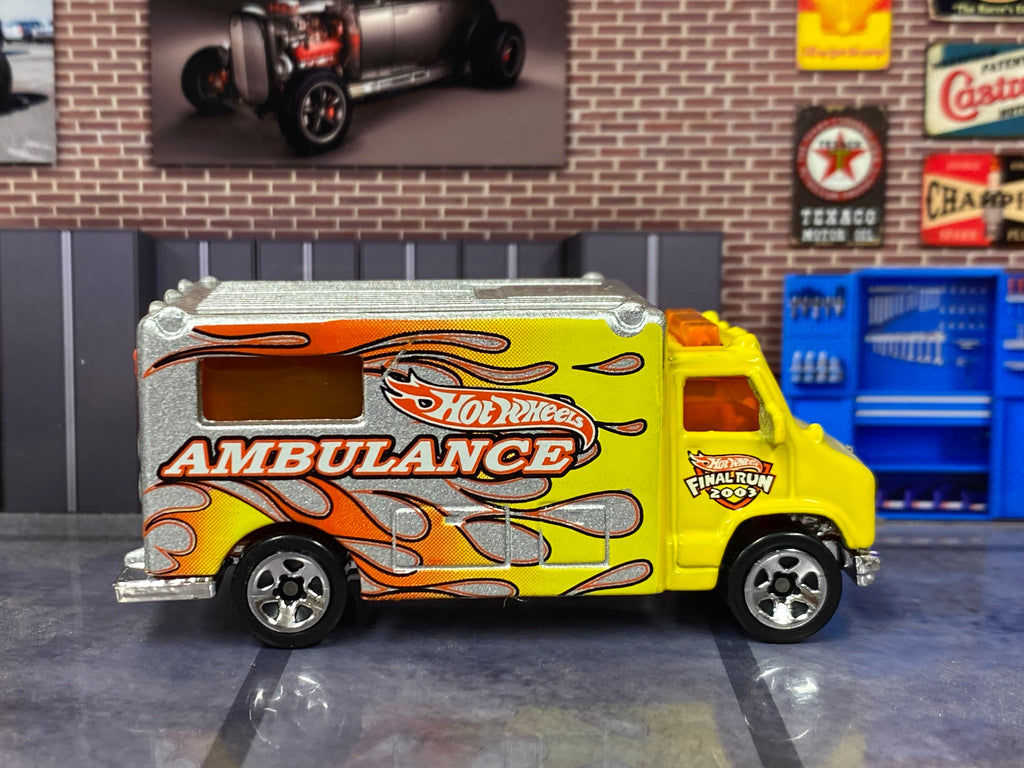 Loose Hot Wheels - Hot Wheels Ambulance - Yellow and Silver with Flames