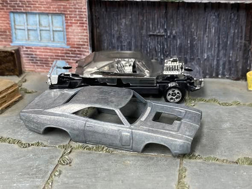 1970 Dodge Charger DIY Custom Hot Wheels Kit – 1:64 Diecast