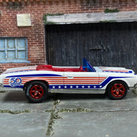 Custom Hot Wheels - 1967 Pontiac GTO Convertible - White, Blue and Red - Red Mag Wheels - Hoosier Rubber Tires