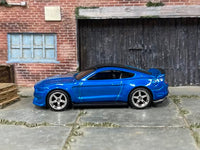 Ford Shelby GT350 R custom Hot Wheels, alternate angle