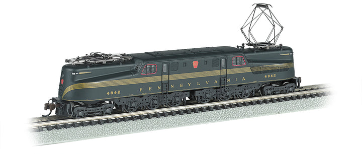 Bachmann N GG-1 Pennsylvania Railroad #4842 Brunswick Green 5-Stripe #65253 - exact product image