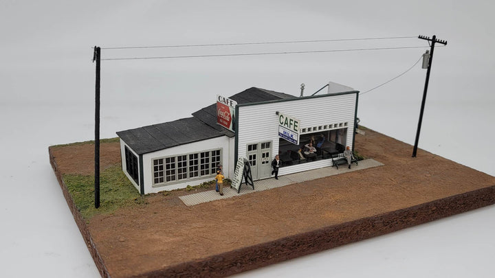 Rockfish Cafe w/Interior (HO Scale) (681) exact product view 1