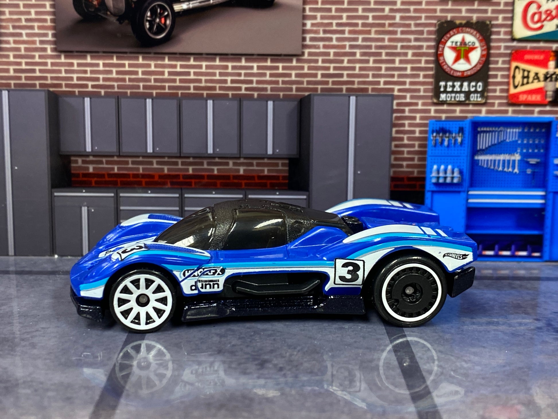 Loose Hot Wheels - Group C Fantasy - Blue and White