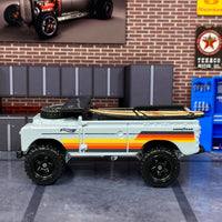 Loose Hot Wheels - Land Rover Series II - Gray
