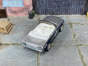 1965 Mustang Convertible Hot Wheels diecast actual item photo 2 of 4