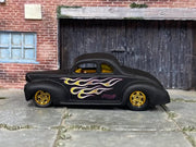 1940 Ford Hot Wheels diecast actual item photo 3 of 4