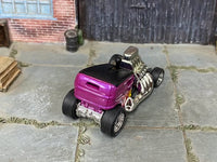 Shift Kicker Hot Rod custom Hot Wheels, actual item side view