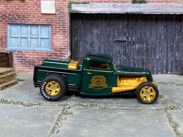 Matchbox 1935 Ford actual item photo