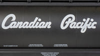 Bachmann HO Cylindrical Grain Hopper with Flashing End of Train Device - Canadian Pacific #386502 — product view 3