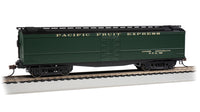 Bachmann HO 50' Express Reefer - Pacific Fruit Express #726 — product view 1