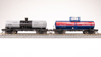 Broadway Limited Imports HO 6000 Gallon Tank, 1940's Variety 2-pack B (Pittsburgh Plate Glass, Virginia Smelting) — product view 2