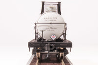 Broadway Limited Imports HO 6000 Gallon Tank, Early 1950's Variety 2-pack A (Niagara Alkali, Westvaco) — product view 5