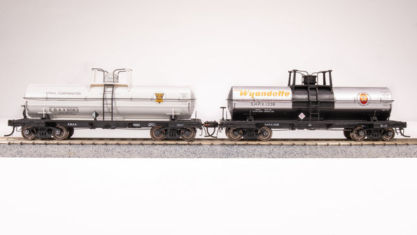 Broadway Limited Imports HO 6000 Gallon Tank, Late 1950's Variety 2-pack A (Ethyl Corp, Wyandotte) — product view 1