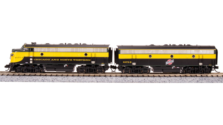 Broadway Limited Imports N EMD F7 AB, CNW 4075A/4075B, As-Delivered, A-unit Paragon4 Sound/DC/DCC, Unpowered B — product view 1