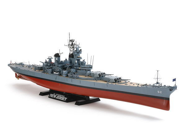 Tamiya 78028 USS New Jersey BB-62 with Detail Up Parts 1:350 - assembled and painted model overall view